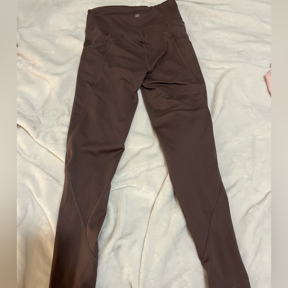 Ellie Activewear Leggings size Small WITH pockets!!
